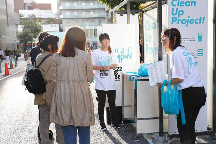 FNO神戸に来場された多くのお客様が「Clean Up Project!」にも興味を示され、活動にご協力いただきました。